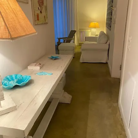 Apartment Roby House *